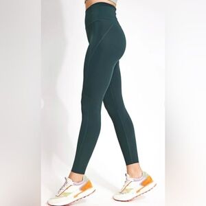 Girlfriend Collective Compressive High Waisted Crop Legging Size S Moss